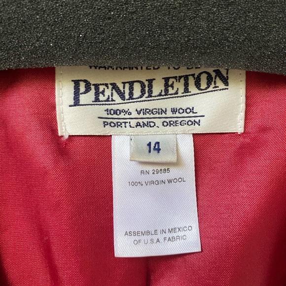 VTG red 14 Pendleton wool blazer buttons virgin - Picture 8 of 11